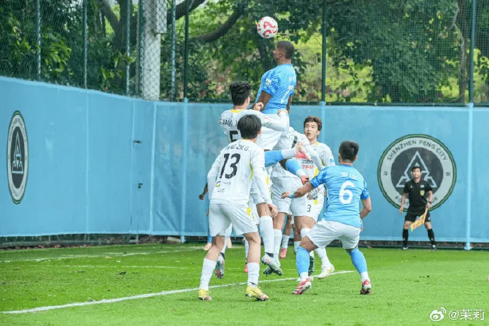 九游会-媒体人：深圳新鹏城三外援助阵，0-2不敌中甲广州豹